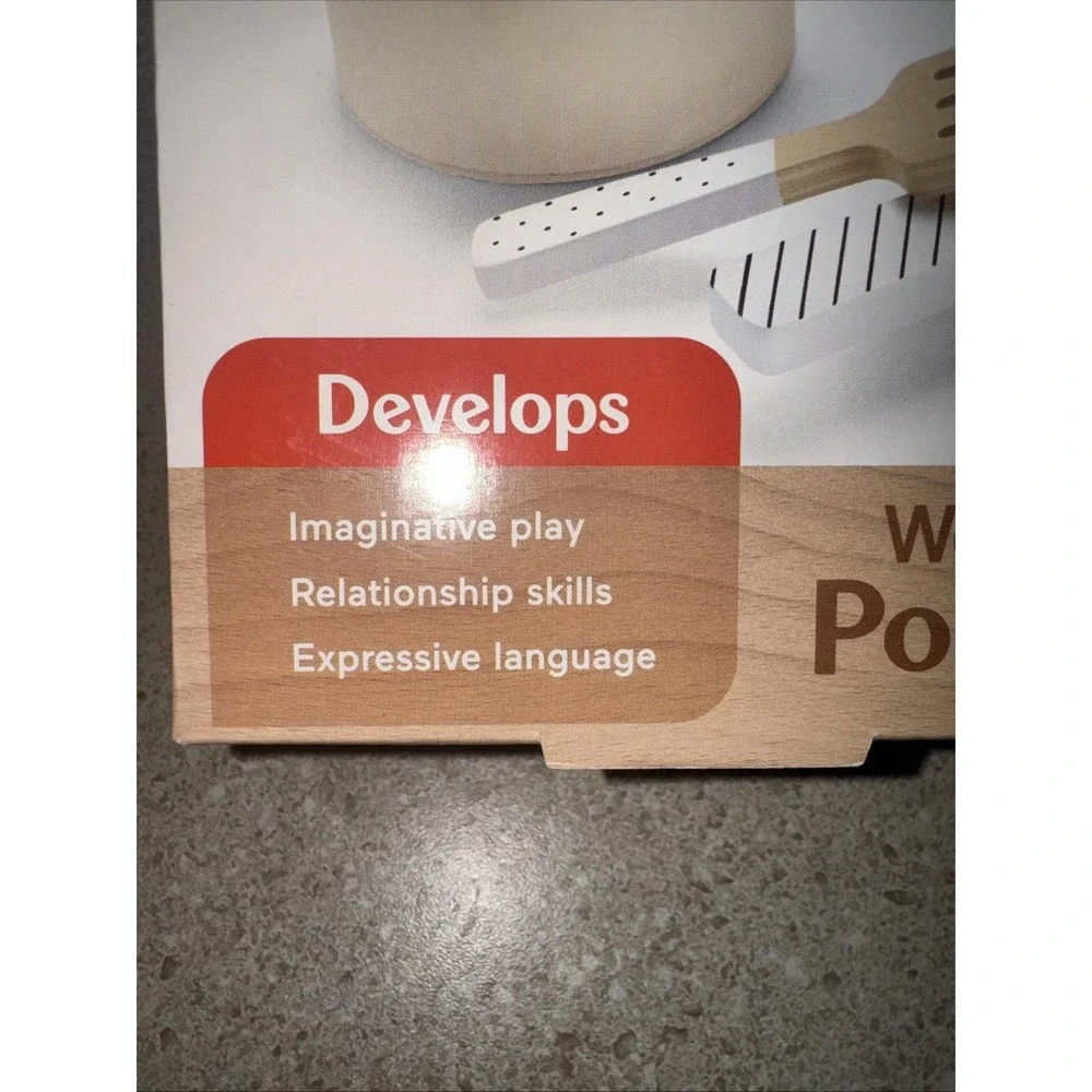 Fisher Price WOODEN POTS & PANS 19 Piece Set Development Toy  FSC Ages 3 +